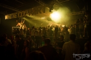 16-08-20 - Must - White CO2 Party 085