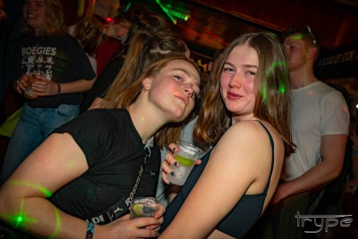 Trype-2020-01-30-00-04-48