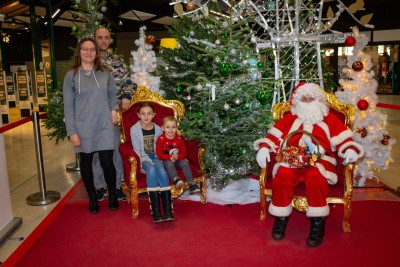 1_20221210-Aushopping-Pere-Noel-matin-245