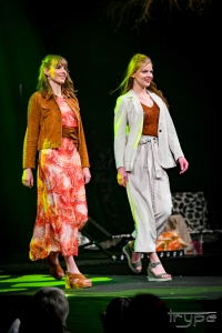 2023-04-26-22h42m55s-0195