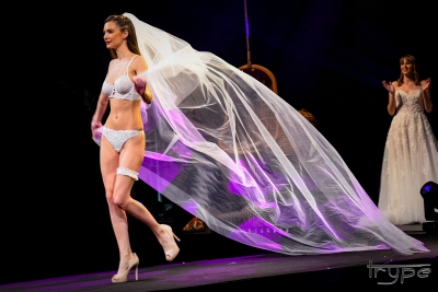 2023-04-26-23h04m04s-0314