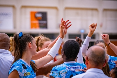 2023-09-30-Volleyball-Pays-Viennois-vs-Orleans-19h59m20s-0001-TRY_0458
