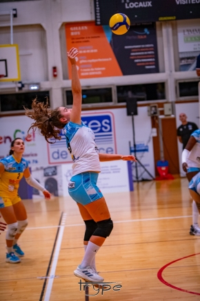 2023-09-30-Volleyball-Pays-Viennois-vs-Orleans-20h29m32s-0042-TRY_0631