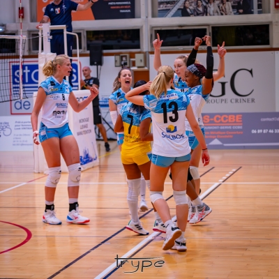 2023-09-30-Volleyball-Pays-Viennois-vs-Orleans-21h20m27s-0083-TRY_0901-Avec-accentuation-Bruit