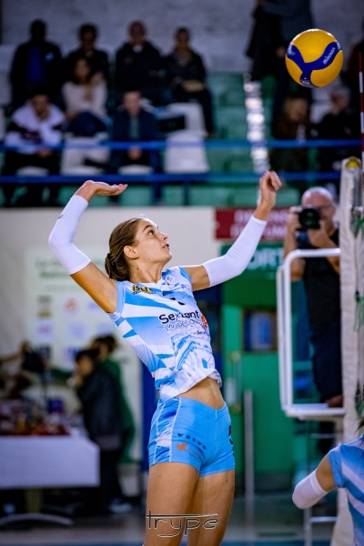 2023-10-21-19h18m40s-003