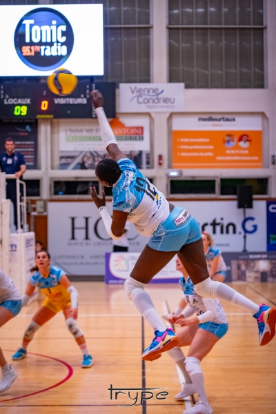 2023-10-28-20h09m59s-0026-TRY_1443