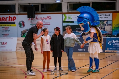 2023-10-28-20h57m39s-0061-TRY_1604