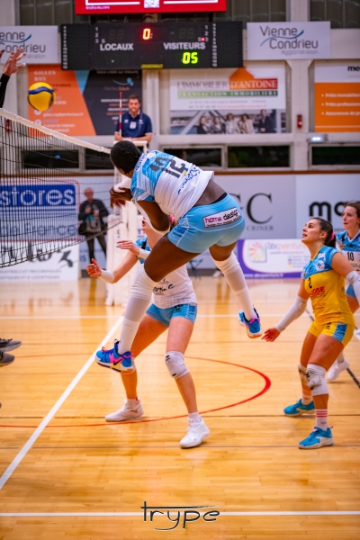 2023-10-28-22h06m40s-0107-TRY_1826