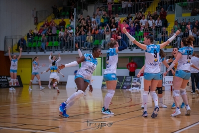 2024-04-27-21h56m28s-0335TRY_0335-084