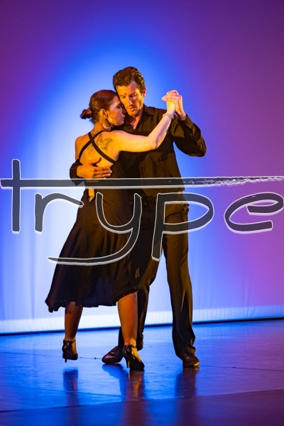 2024-06-21-Tango-argentin-22h30m52s-0479-TRY_1926-2