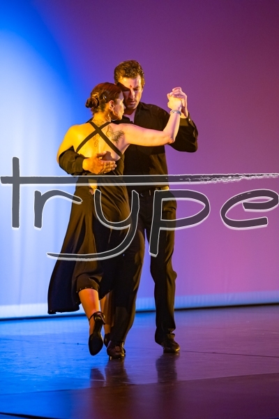 2024-06-21-Tango-argentin-22h30m53s-0481-TRY_1928-2